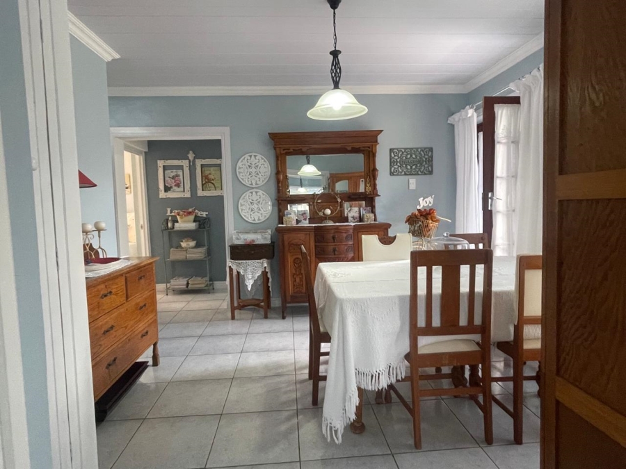 4 Bedroom Property for Sale in Hartenbos Heuwels Western Cape